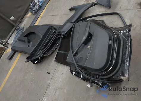 2022 Tesla Model Y Long Range Dual Motor All-Wheel Drive из США, поврежденный, VIN 7SAYGDEE1NF480037